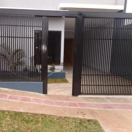 Buy this studio house on Rua Universo in Jardim Novo Horizonte III, Maringá - PR