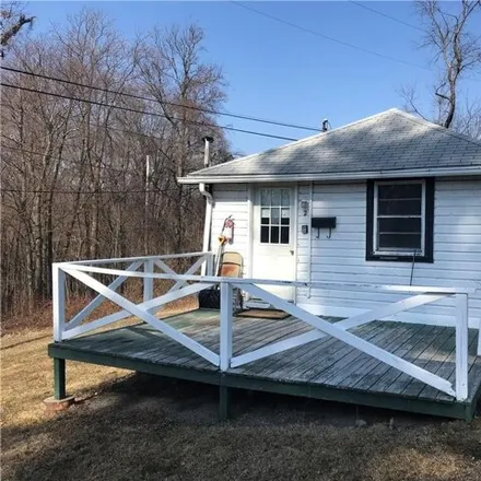 Rent this 1 bed house on 181 Ulster Avenue in Port Ewen, Esopus
