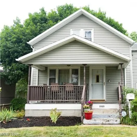 Buy this 3 bed house on 2325 Briner Ave in Akron, Ohio