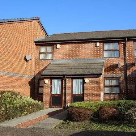 Rent this 2 bed apartment on Cooperative Buildings in Seaton Delaval, NE25 0AS