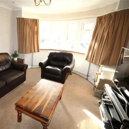 Buy this 4 bed duplex on Selsey Crescent in London, DA16 1ES