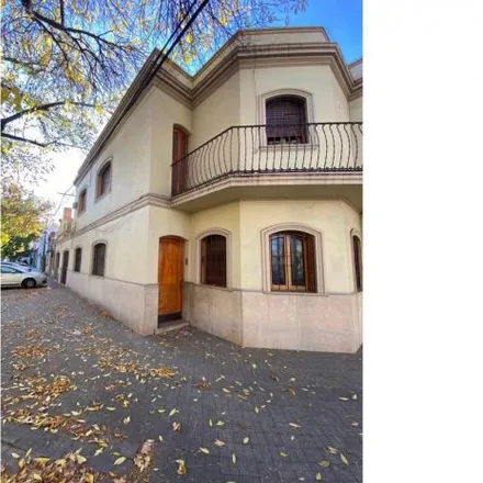 Buy this 4 bed house on Cafferata 1900 in Cinco Esquinas, Rosario