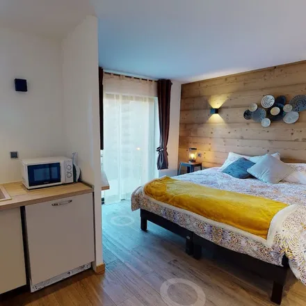 Rent this 7 bed house on Venosc in Les Deux Alpes, Isère