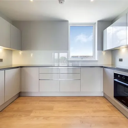 Rent this 3 bed apartment on Cearns Heights in 8 Greyhound Parade, London