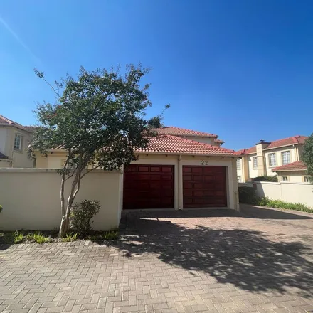 Rent this 4 bed townhouse on unnamed road in Sharonlea, Randburg