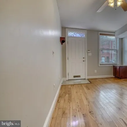 Image 4 - 2028 Eastern Avenue, Baltimore, MD 21231, USA - House for sale