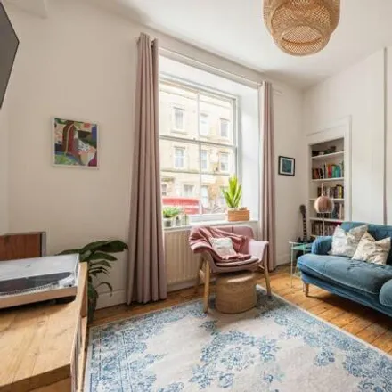 Image 2 - 9 Wardlaw Street, City of Edinburgh, EH11 2NX, United Kingdom - Apartment for sale