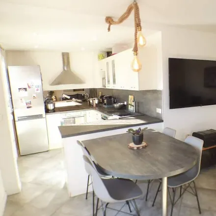 Rent this 2 bed apartment on La Seyne-sur-Mer in 83500 La Seyne-sur-Mer, France
