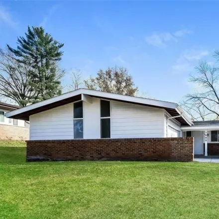 Rent this studio house on 1676 Red Gate Lane in Saint Louis County, MO 63146