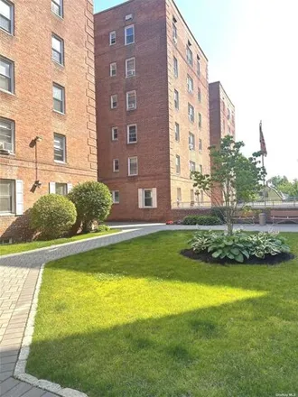 Image 3 - 60 Locust Ave Unit A409, New Rochelle, New York, 10801 - Apartment for sale