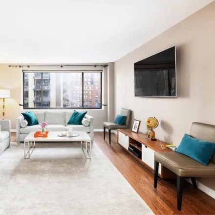 Buy this 1 bed condo on 211 West 71st Street in New York, NY 10023