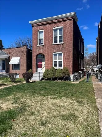 Buy this 2 bed house on 5020 Arsenal Street in St. Louis, MO 63139