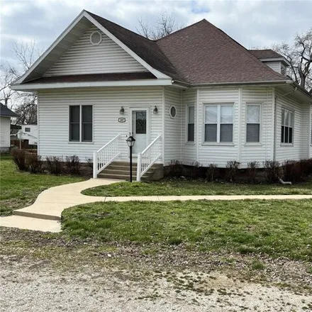 Buy this 2 bed house on 171 2nd Street in Mulberry Grove, Bond County
