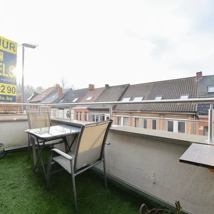 Rent this studio apartment on Lucien Van De Fonteynelaan 6 in 9700 Oudenaarde, Belgium