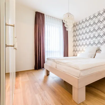 Rent this 2 bed apartment on Toulouser Allee 5 in 40211 Dusseldorf, Germany