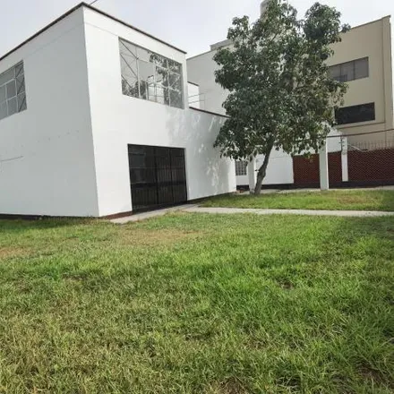 Rent this 5 bed house on unnamed road in San Borja, Lima Metropolitan Area 15037