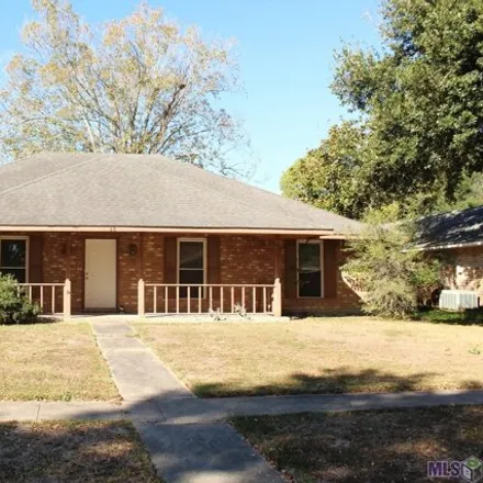 Buy this 3 bed house on 3831 Lassen Drive in Clearmont, Baton Rouge