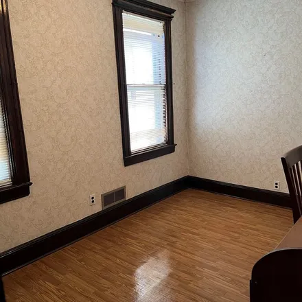 Rent this 3 bed apartment on Evangelical Gospel Tabernacle in West 27th Street, Bayonne
