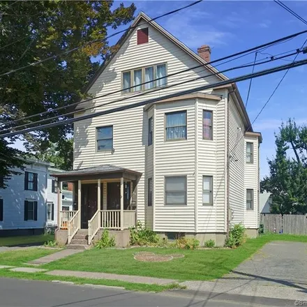 Image 2 - 88 Garvan Street, East Hartford, CT 06108, USA - Townhouse for sale