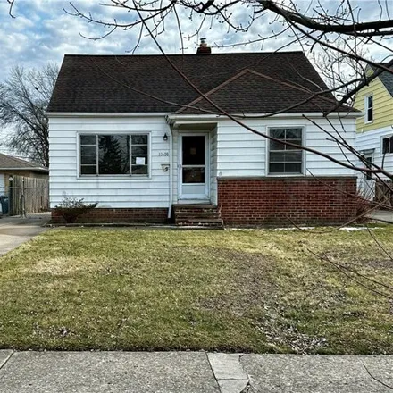 Image 2 - 11638 Bradwell Road, Garfield Heights, OH 44125, USA - House for sale