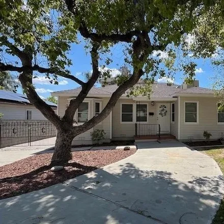 Buy this 3 bed house on 407 Magnolia Avenue in Bakersfield, CA 93305