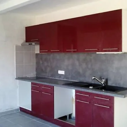Rent this 5 bed apartment on 38 Rue Georges de Sonneville in 33560 Sainte-Eulalie, France