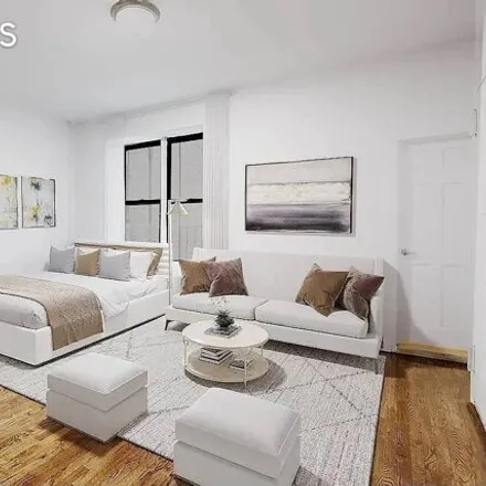 Rent this studio house on 102 West 80th Street in New York, NY 10024