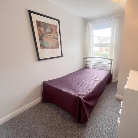 Image 5 - Nettles Terrace, Guildford, GU1 4PA, United Kingdom - Duplex for rent