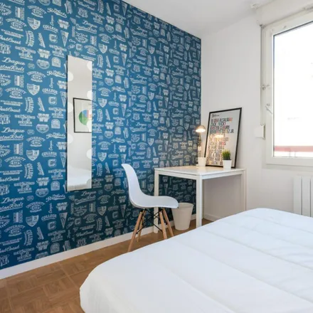 Rent this 5 bed room on 68 Rue du Dauphiné in 69003 Lyon 3e Arrondissement, France