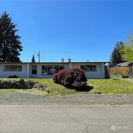 Buy this 3 bed house on 1773 Madison Street in Shelton, WA 98584