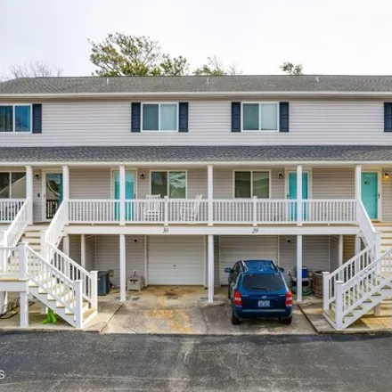 Buy this 2 bed condo on 2399 Lennoxville Road in Beaufort, NC 28516