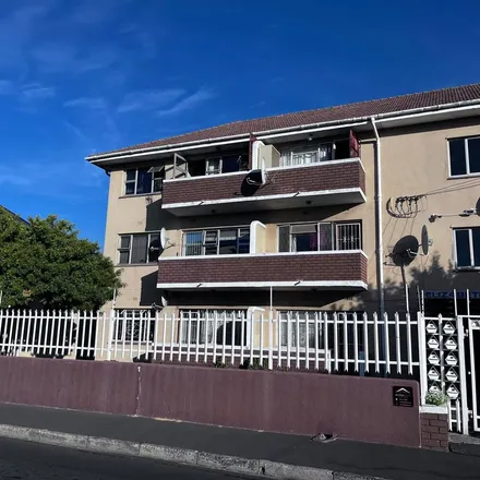 Image 4 - Parow Post Office, Voortrekker Road, Cape Town Ward 26, Parow, 7501, South Africa - Apartment for rent