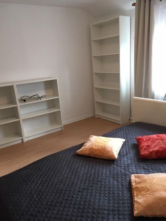 Rent this 2 bed apartment on Döncheweg 16 in 34131 Kassel, Germany
