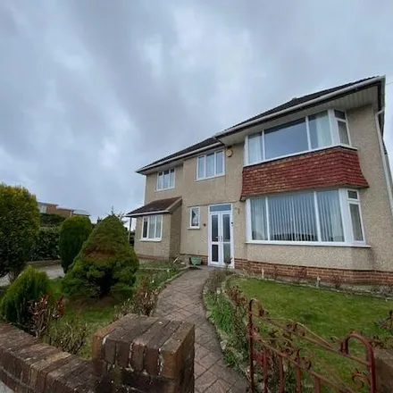 Rent this 6 bed house on 9 Elm Park in Bristol, BS34 7PR