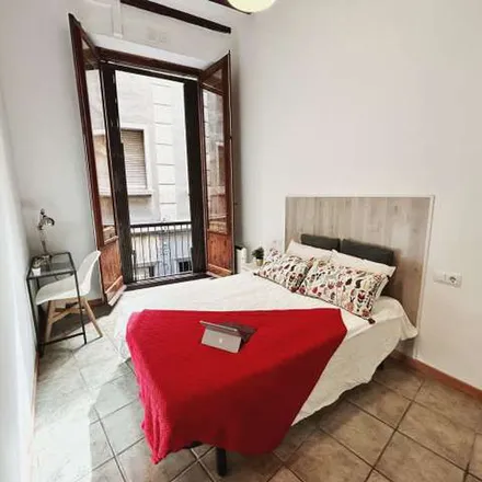 Rent this 6 bed apartment on Placeta de Sant Francesc in 08001 Barcelona, Spain
