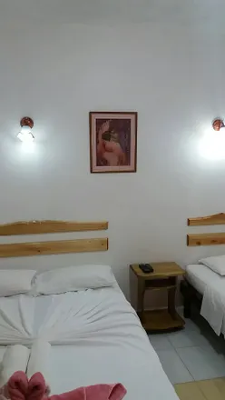 Image 3 - Hostel Los Delfines, Calle Caletón, Playa Larga, 44300, Cuba - Apartment for rent