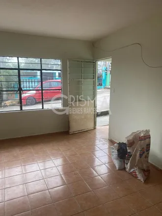 Rent this studio house on Prolongación Segunda de Allende in 92800 Túxpam, VER