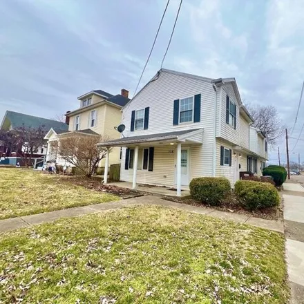 Buy this studio house on 1941 North Avenue in Middletown, OH 45042