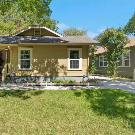 Buy this 2 bed house on 3115 Parrott Avenue in Waco, TX 76707