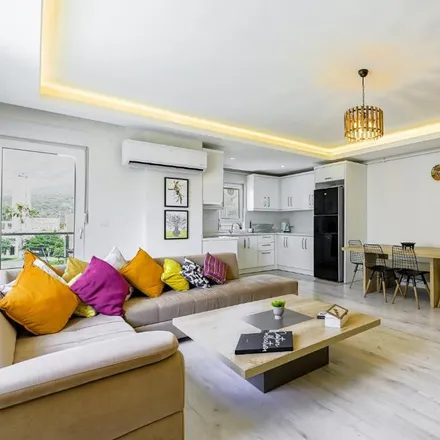 Rent this 3 bed apartment on unnamed road in 07130 Konyaaltı, Turkey