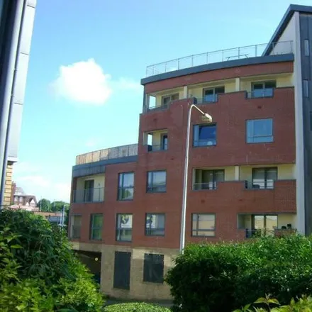 Rent this 1 bed room on White Lion Brow in Bolton, BL1 4AQ