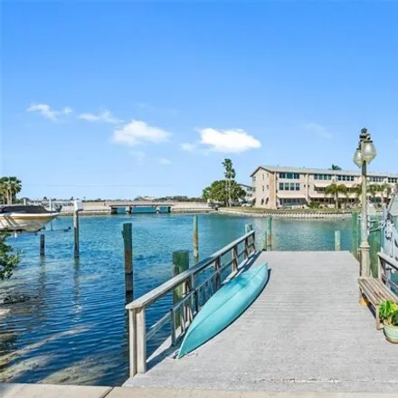 Image 7 - 6904 South Shore Drive South, South Pasadena, Pinellas County, FL 33707, USA - House for sale