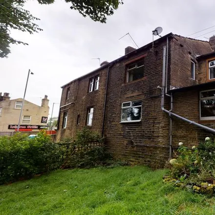 Rent this 1 bed townhouse on Great Horton Road in Bradford, BD7 4DP