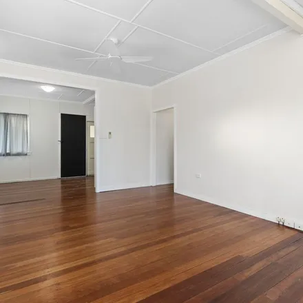 Image 7 - Bowen Terrace, The Range QLD 4700, Australia - Apartment for rent