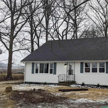 Buy this 4 bed house on 684 County Road 500 North in Decatur, IN 46733