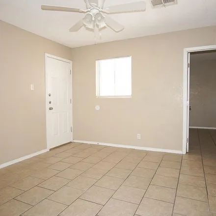 Image 6 - 8618 Lawson Street, El Paso, TX 79904, USA - Apartment for rent