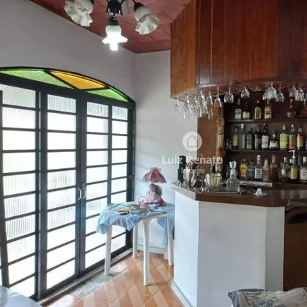 Buy this 4 bed house on Avenida Pedro Olímpio da Fonseca in Eldorado, Contagem - MG