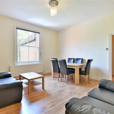 Image 5 - Cedar Lodge, Exeter Road, London, NW2 3UL, United Kingdom - Apartment for rent
