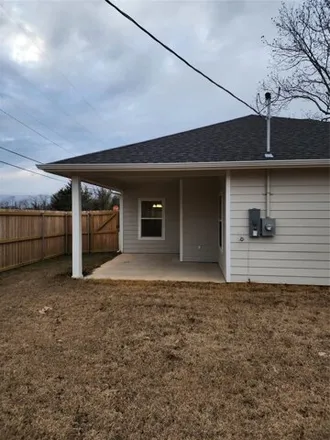Image 2 - 231 Lackey Street, Tom Bean, Grayson County, TX 75489, USA - House for rent