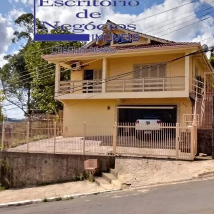 Buy this 6 bed house on La Mafiosa in Rua 11 de Junho 1316, Operário